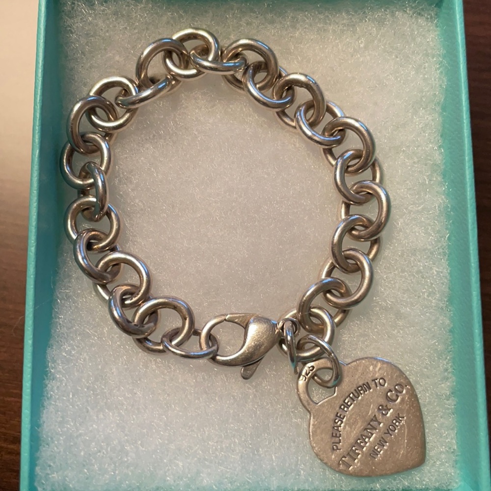 TIFFANY heart tag charm bracelet